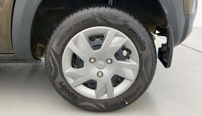 2019 Renault Kwid 1.0 RXT Opt, Petrol, Manual, 10,720 km, Left Rear Wheel