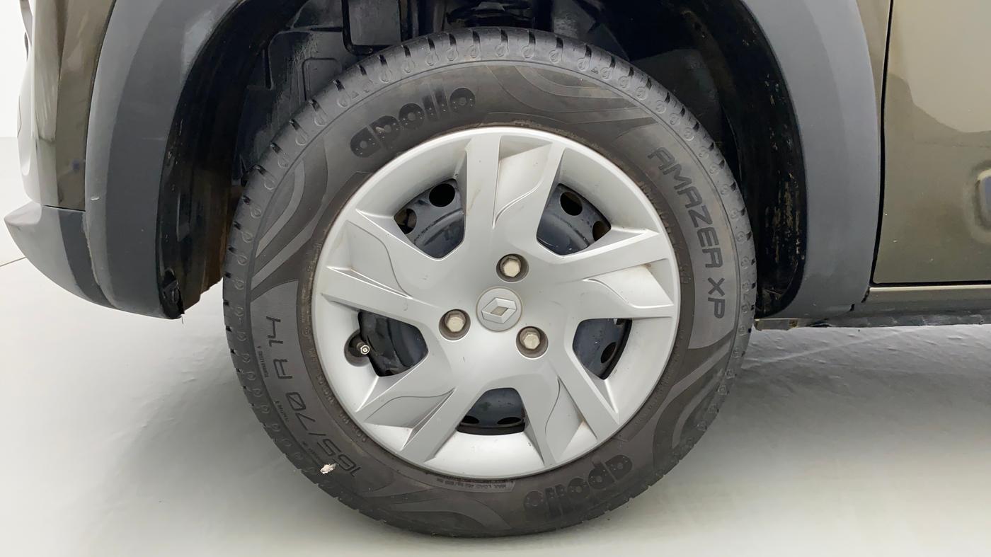 2019 Renault Kwid 1.0 RXT Opt, Petrol, Manual, 10,720 km, Left Front Wheel