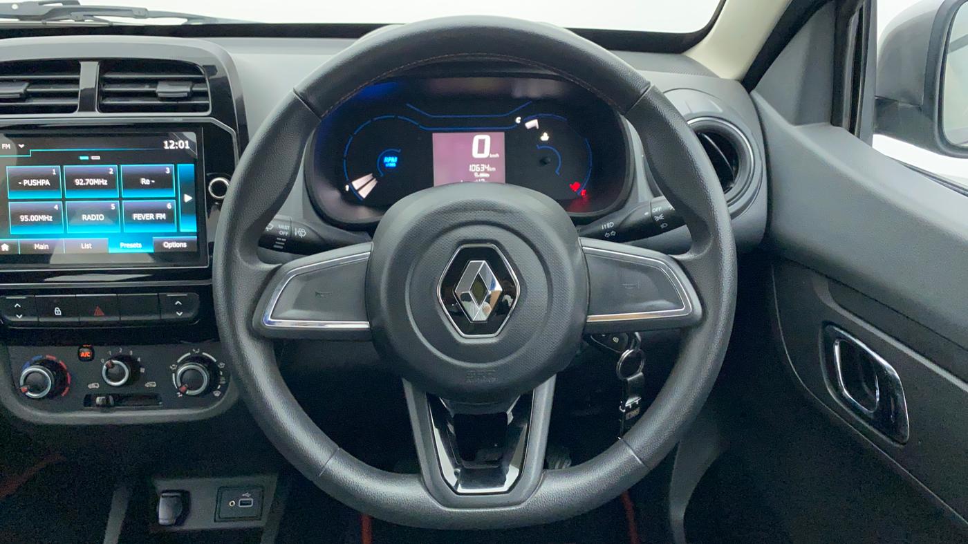2019 Renault Kwid 1.0 RXT Opt, Petrol, Manual, 10,720 km, Steering Wheel Close Up