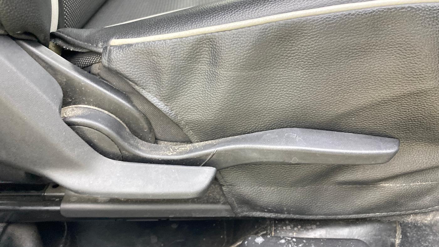 2020 Maruti Baleno ZETA PETROL 1.2, Petrol, Manual, 57,593 km, Driver Side Adjustment Panel