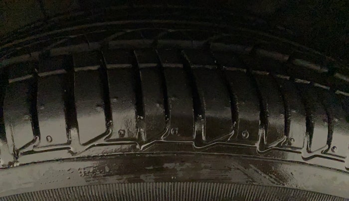 2021 Tata Tiago XZA PLUS DUAL TONE PETROL, Petrol, Automatic, 34,270 km, Right Front Tyre Tread
