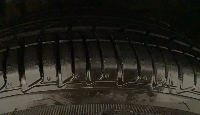 2021 Tata Tiago XZA PLUS DUAL TONE PETROL, Petrol, Automatic, 34,270 km, Left Front Tyre Tread