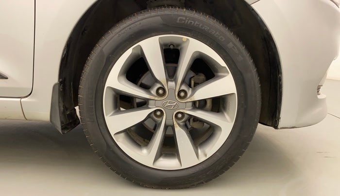 2016 Hyundai Elite i20 ASTA 1.4 CRDI (O), Diesel, Manual, 89,359 km, Right Front Wheel