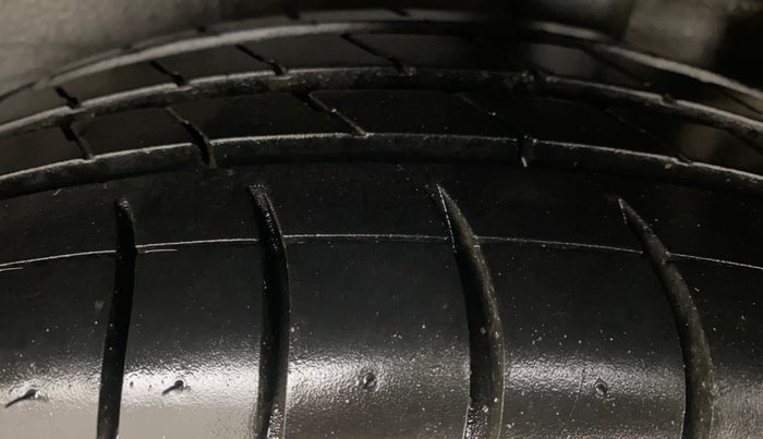 2015 Maruti Celerio VXI, Petrol, Manual, 91,262 km, Left Rear Tyre Tread