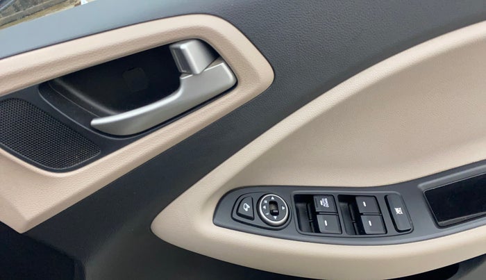 2018 Hyundai Elite i20 ASTA 1.2  CVT, Petrol, Automatic, 50,297 km, Driver Side Door Panels Control