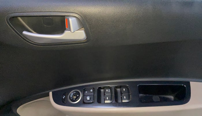 2018 Hyundai Xcent SX 1.2, Petrol, Manual, 48,169 km, Driver Side Door Panels Control