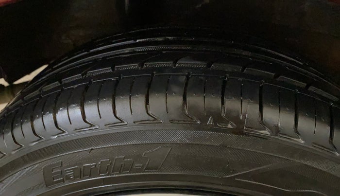 2018 Honda Amaze 1.2L I-VTEC S, Petrol, Manual, 62,305 km, Right Rear Tyre Tread