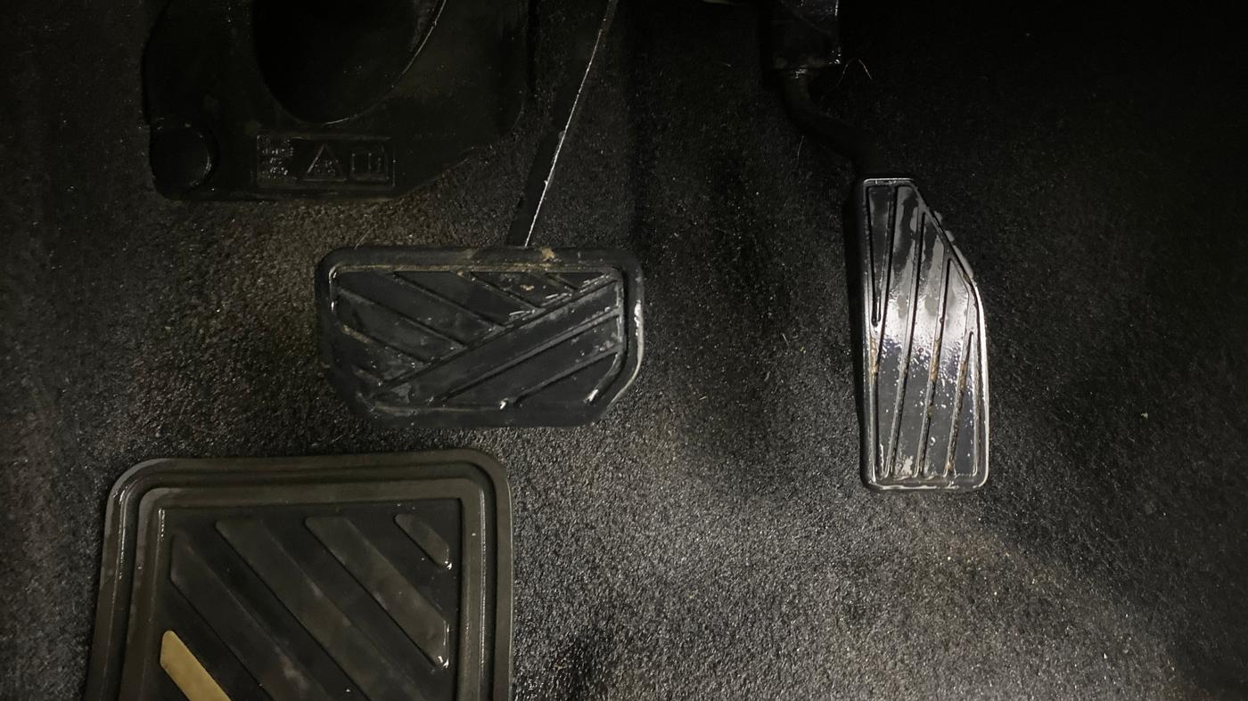2020 Maruti IGNIS ZETA 1.2 AMT, Petrol, Automatic, 92,543 km, Pedals