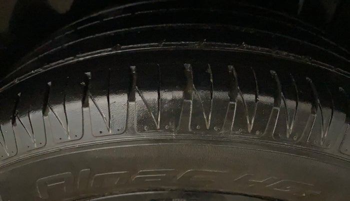 2020 Maruti Vitara Brezza ZXI, Petrol, Manual, 39,908 km, Left Rear Tyre Tread