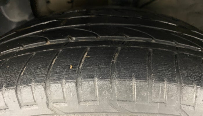 2017 Hyundai Creta 1.6 CRDI SX PLUS AUTO, Diesel, Automatic, 80,702 km, Left Front Tyre Tread