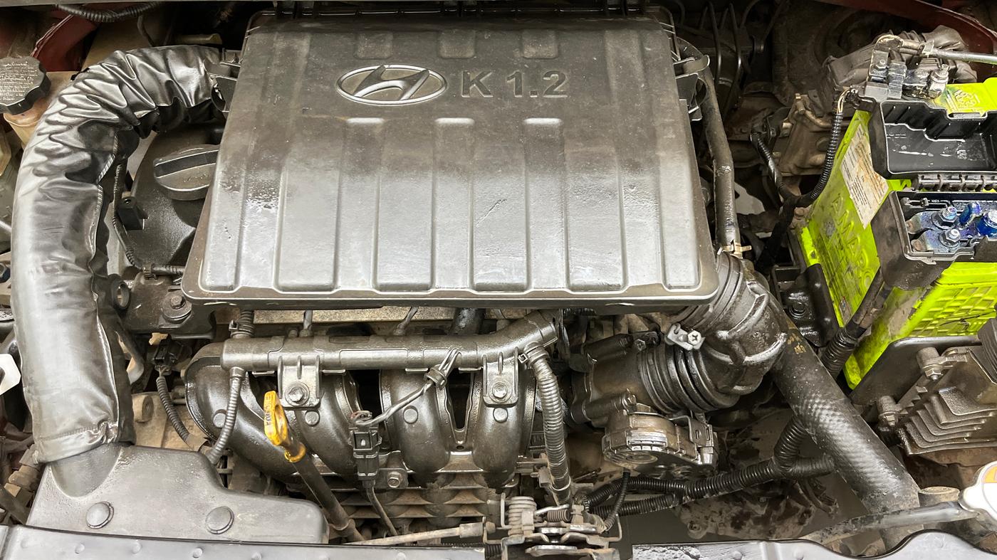 2020 Hyundai AURA SX PLUS 1.2 AMT, Petrol, Automatic, 70,508 km, Engine View