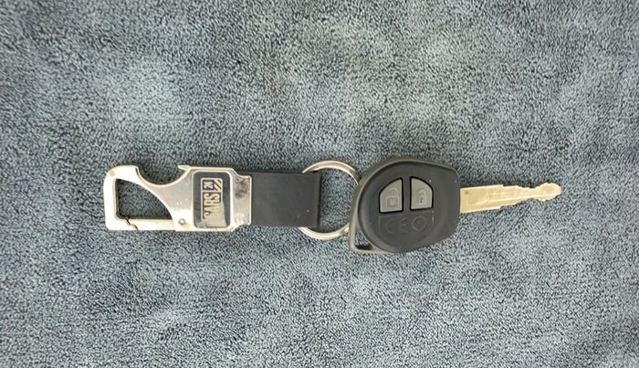 2020 Maruti Dzire VXI, Petrol, Manual, 37,869 km, Key Close Up