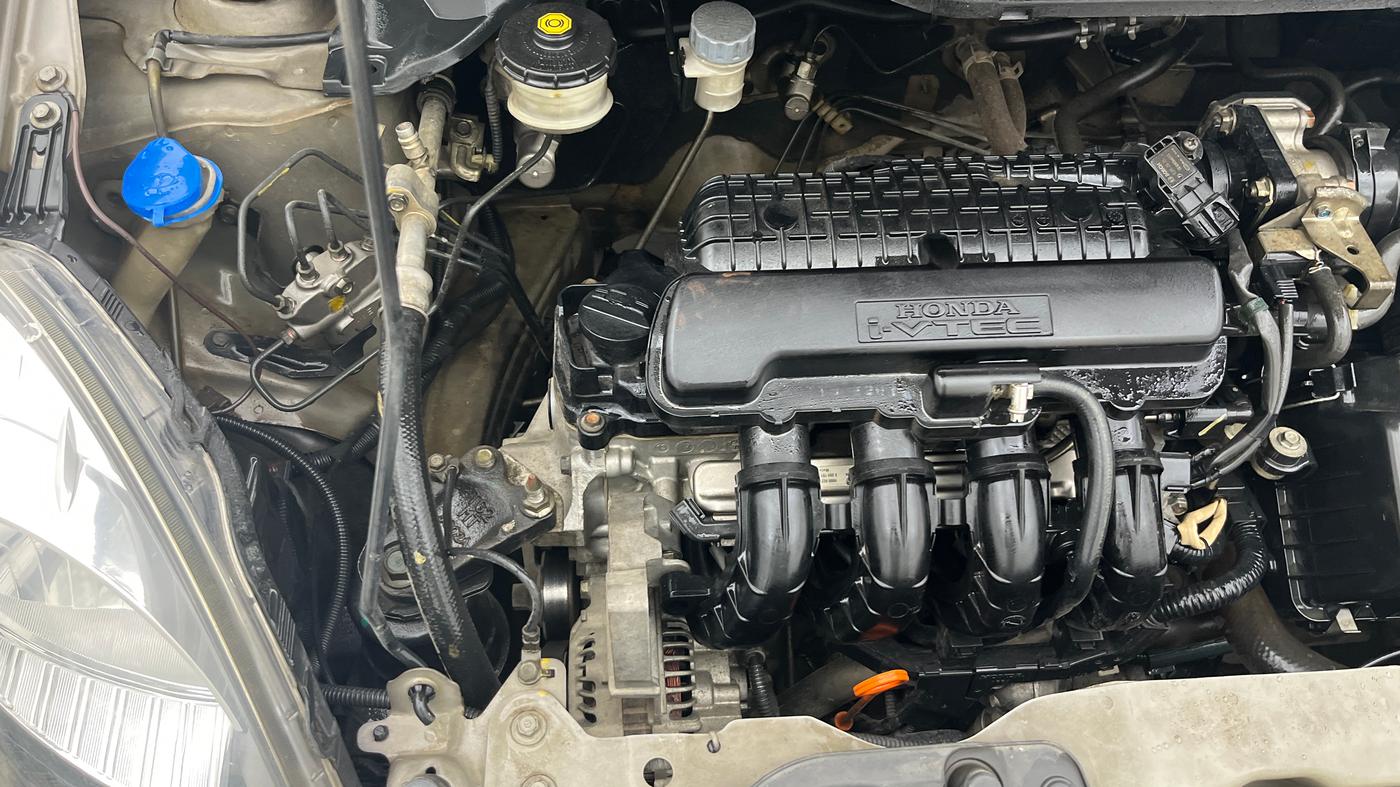 2013 Honda Amaze 1.2L I-VTEC S, Petrol, Manual, 1,00,826 km, Engine View - Right