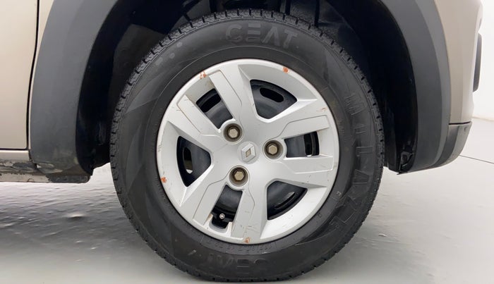 2019 Renault Kwid RXL, Petrol, Manual, 27,498 km, Right Front Wheel