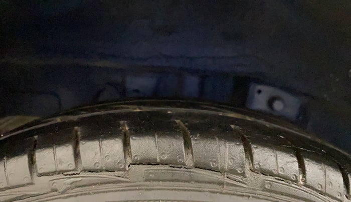 2014 Hyundai Eon D-LITE+, Petrol, Manual, 47,711 km, Right Rear Tyre Tread