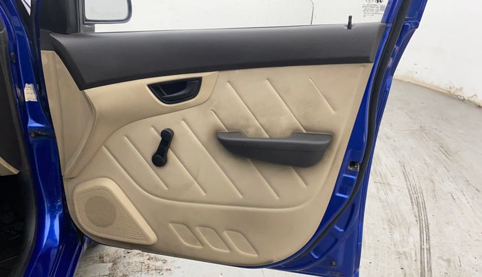 2014 Hyundai Eon D-LITE+, Petrol, Manual, 47,711 km, Driver Side Door Panels Control