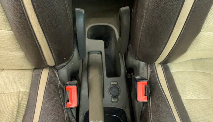 2012 Hyundai i10 MAGNA 1.2, CNG, Manual, 1,10,229 km, Driver Side Adjustment Panel