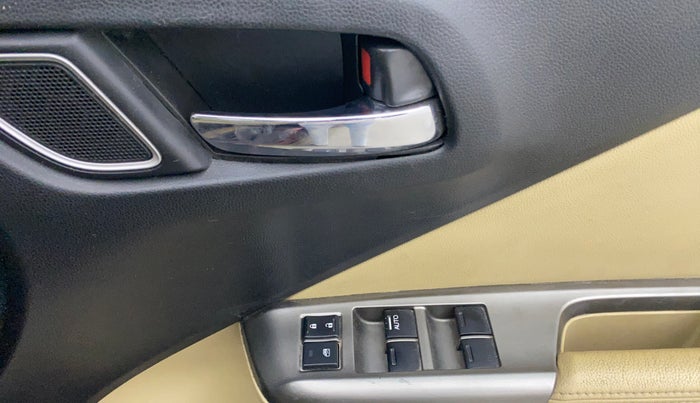 2017 Honda City 1.5L I-VTEC ZX CVT, Petrol, Automatic, 88,755 km, Driver Side Door Panels Control