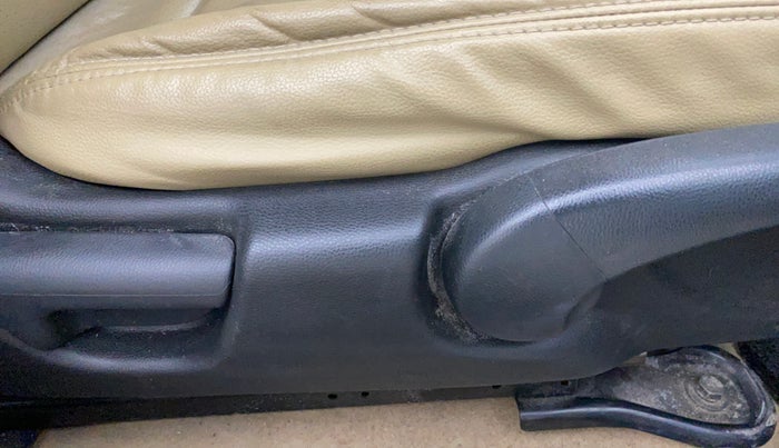 2017 Honda City 1.5L I-VTEC ZX CVT, Petrol, Automatic, 88,755 km, Driver Side Adjustment Panel