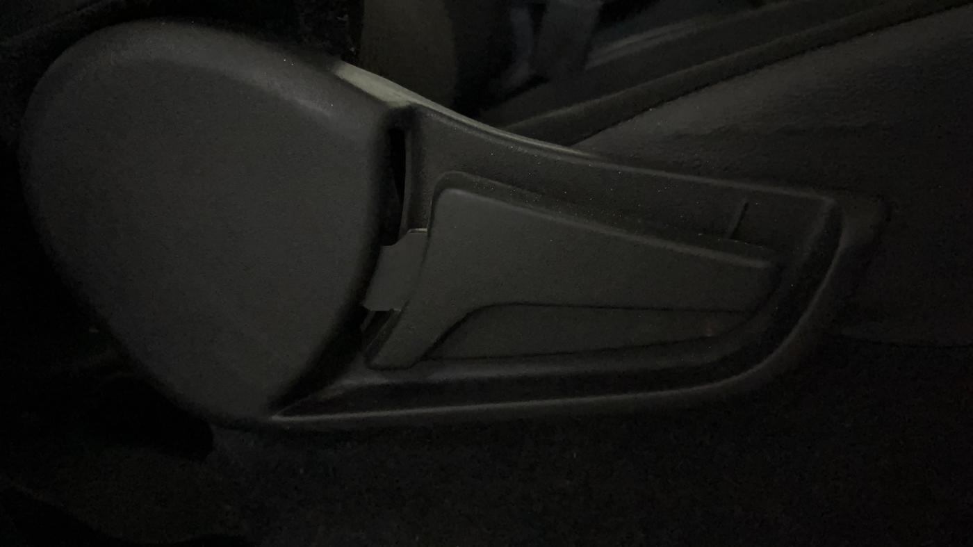 2022 Maruti S PRESSO VXI (O), Petrol, Manual, 89,894 km, Driver Side Adjustment Panel