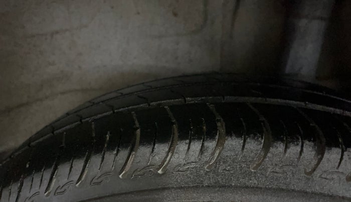 2022 Maruti S PRESSO VXI (O), Petrol, Manual, 91,080 km, Left Rear Tyre Tread