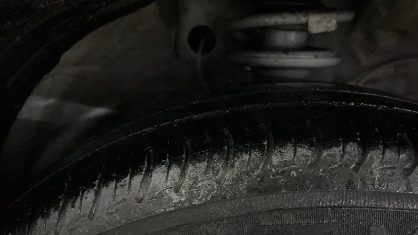2022 Maruti S PRESSO VXI (O), Petrol, Manual, 89,894 km, Right Front Tyre Tread