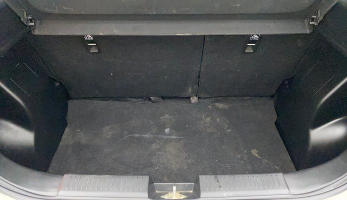 2022 Maruti Baleno ZETA PETROL 1.2, Petrol, Manual, 32,409 km, Boot Inside
