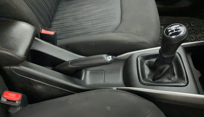 2022 Maruti Baleno ZETA PETROL 1.2, Petrol, Manual, 32,409 km, Gear Lever