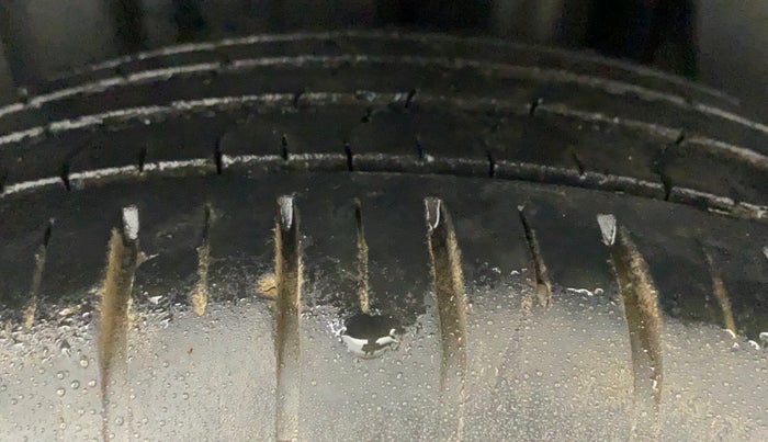 2022 Maruti Baleno ZETA PETROL 1.2, Petrol, Manual, 32,409 km, Left Rear Tyre Tread