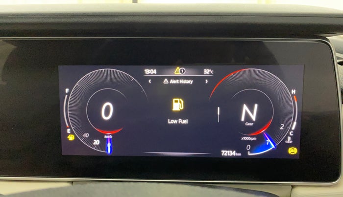 2022 Mahindra XUV700 AX 5 P MT 5 STR, Petrol, Manual, 72,134 km, Odometer Image