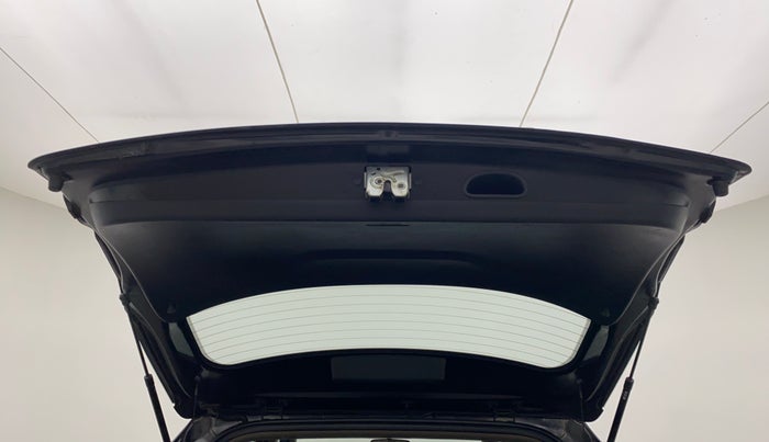 2016 Hyundai Creta SX PLUS AT 1.6 PETROL, Petrol, Automatic, 80,987 km, Boot Door Open