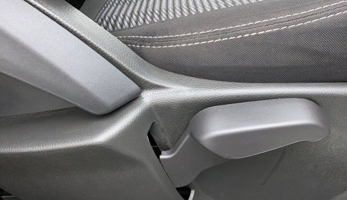 2021 Ford New Figo TITANIUM PLUS 1.2 PETROL AT, Petrol, Automatic, 7,989 km, Driver Side Adjustment Panel