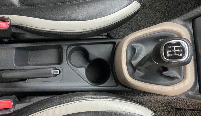 2015 Hyundai Xcent S 1.2, Petrol, Manual, 42,085 km, Gear Lever