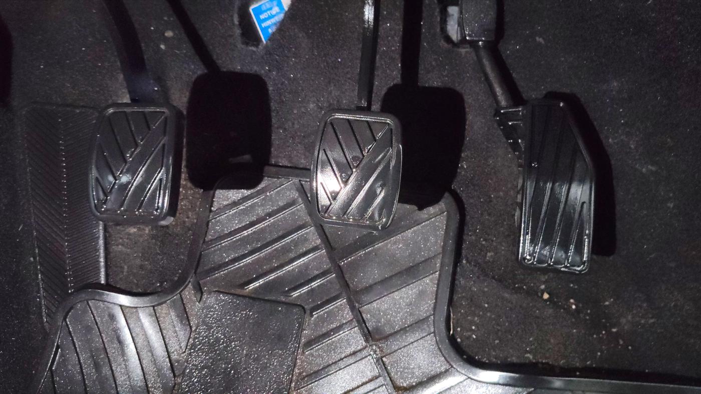 2021 Maruti Baleno SIGMA PETROL 1.2, Petrol, Manual, 78,802 km, Pedals
