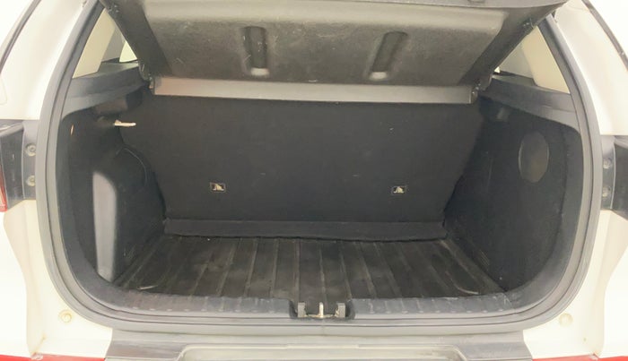 2020 KIA SONET GTX PLUS 1.5 AT, Diesel, Automatic, 97,106 km, Boot Inside