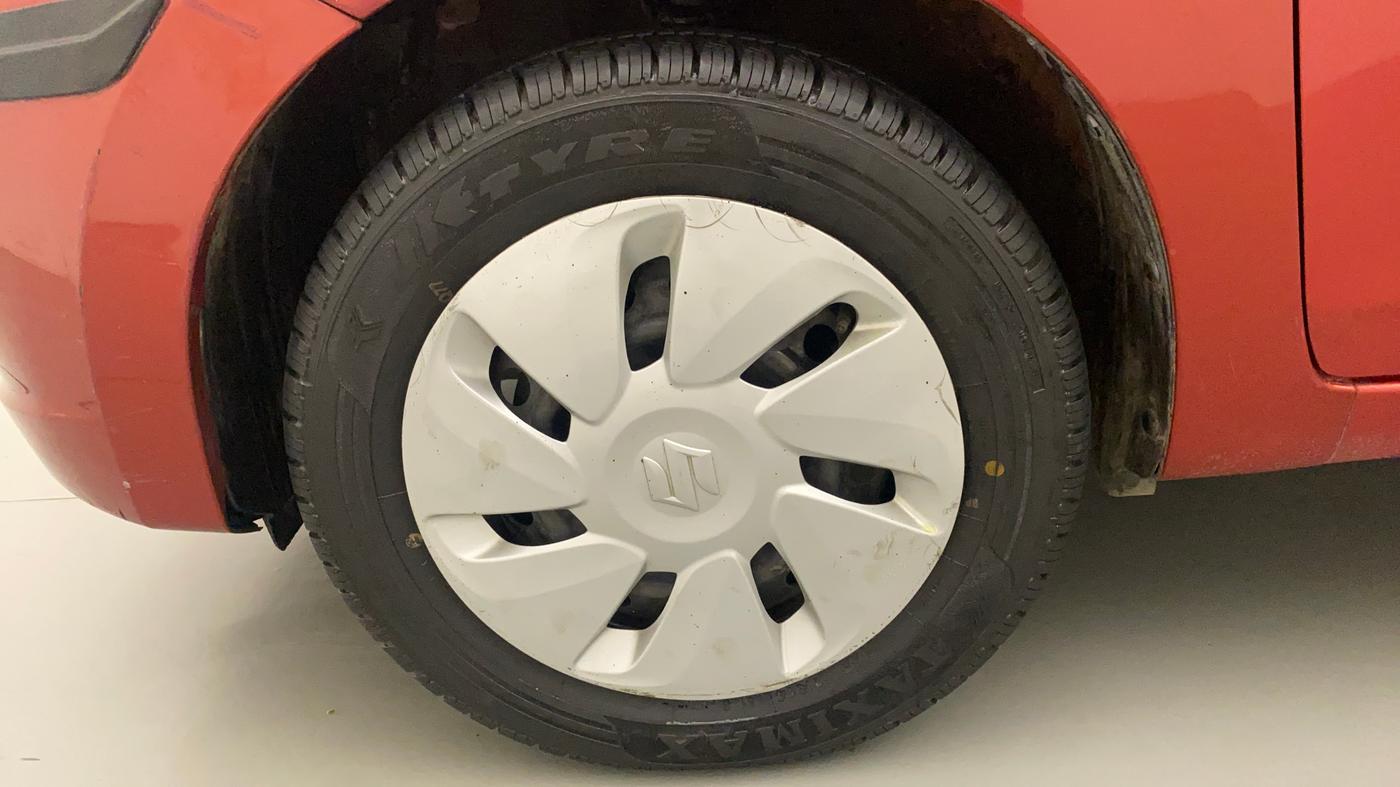 2016 Maruti Celerio VXI CNG, CNG, Manual, 90,267 km, Left Front Wheel