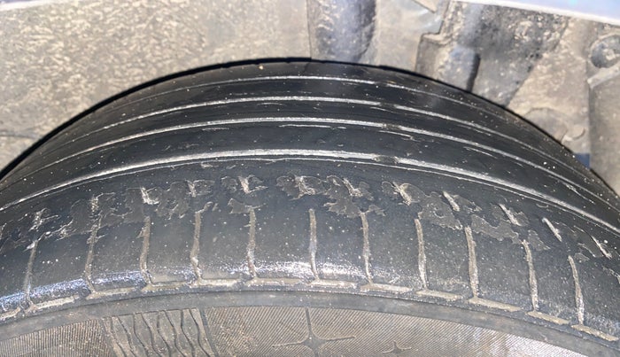 2020 Hyundai NEW I20  ASTA 1.0 TURBO IMT DUAL TONE, Petrol, Manual, 53,221 km, Left Rear Tyre Tread