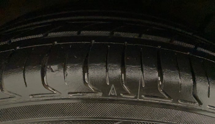 2020 Hyundai AURA S 1.2 CNG, CNG, Manual, 53,948 km, Right Rear Tyre Tread