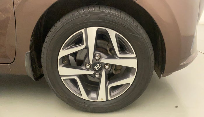2020 Hyundai AURA S 1.2 CNG, CNG, Manual, 53,948 km, Right Front Wheel