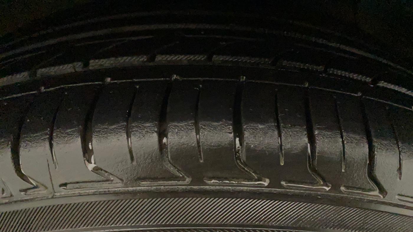 2020 Hyundai AURA S 1.2 CNG, CNG, Manual, 53,948 km, Left Front Tyre Tread