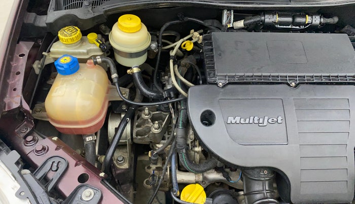 2013 Fiat Linea EMOTION 1.3, Diesel, Manual, 1,23,382 km, Engine View - Right