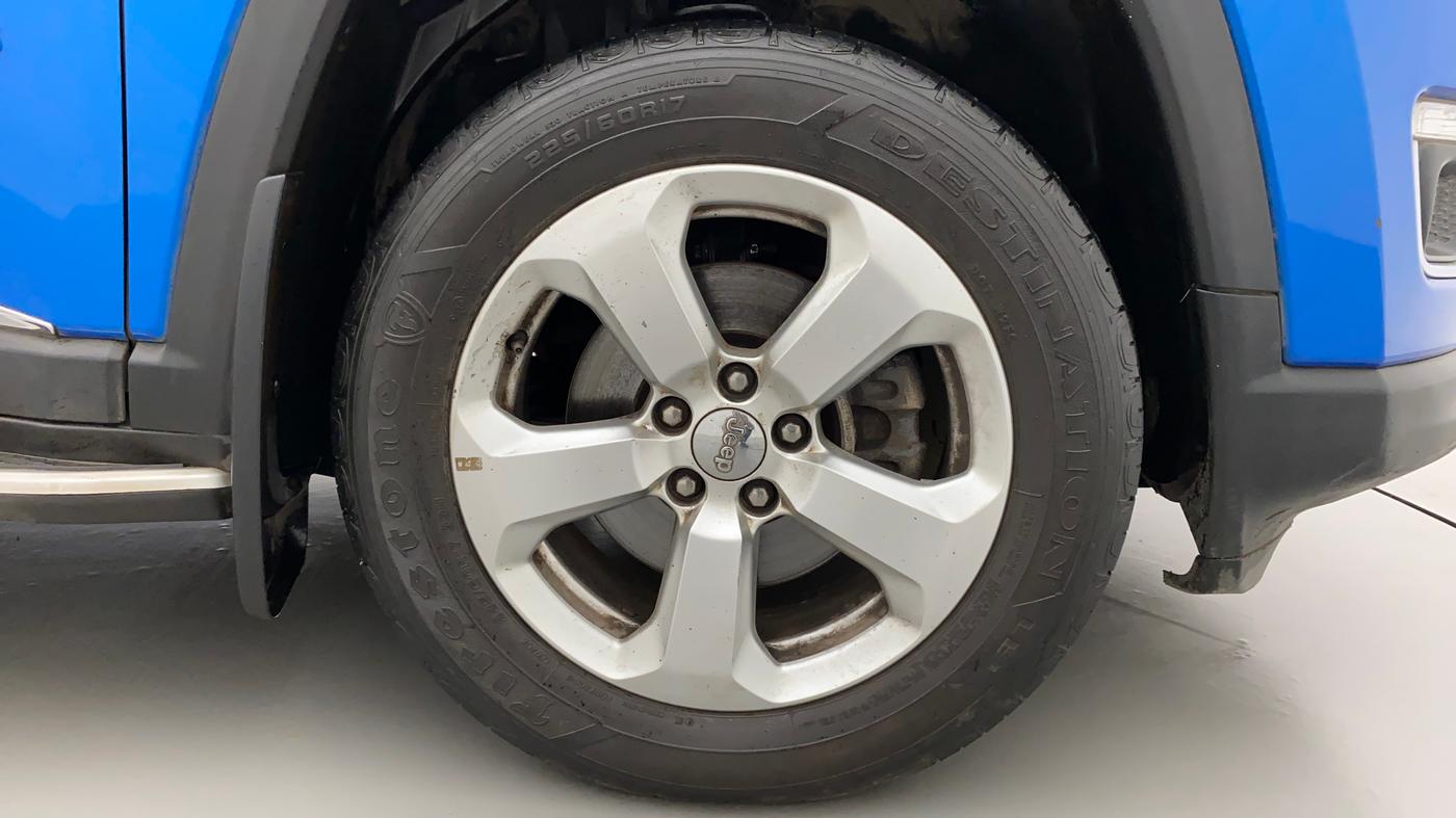 2018 Jeep Compass LIMITED 1.4 PETROL AT, Petrol, Automatic, 28,600 km, Right Front Wheel
