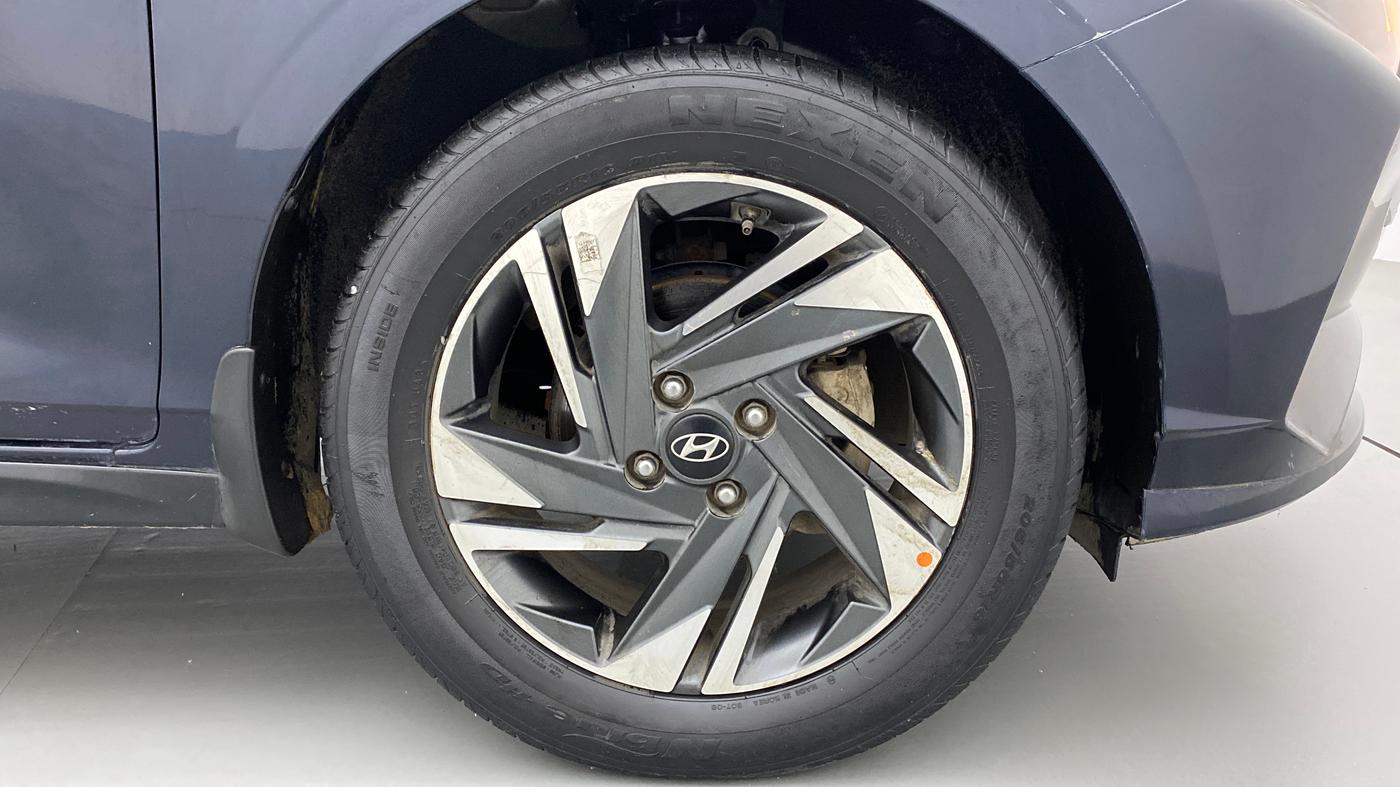 2021 Hyundai NEW I20 ASTA 1.2 MT, Petrol, Manual, 26,662 km, Right Front Wheel