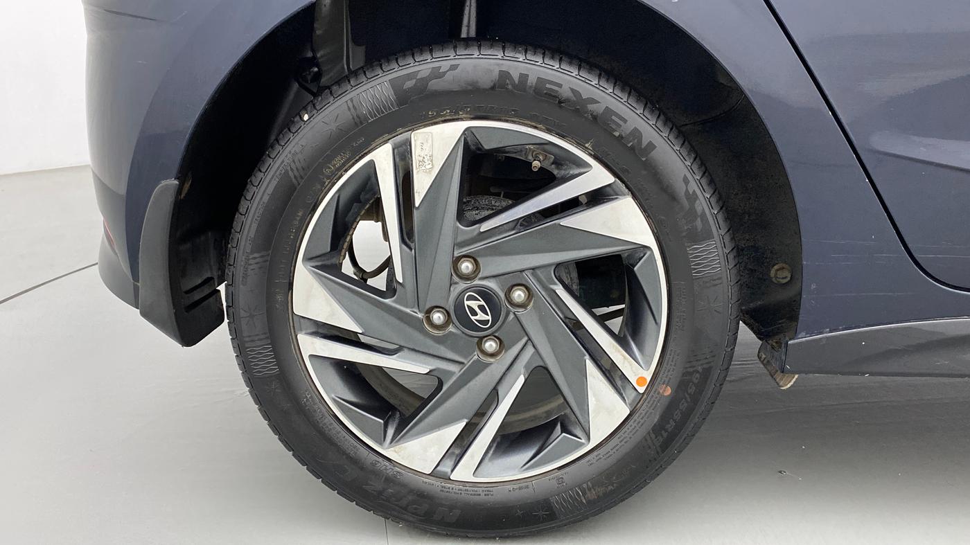 2021 Hyundai NEW I20 ASTA 1.2 MT, Petrol, Manual, 26,662 km, Right Rear Wheel