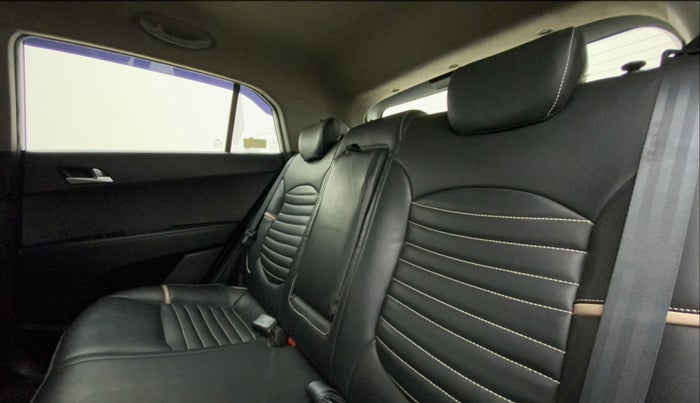 2019 Hyundai Creta SX 1.6 PETROL, Petrol, Manual, 26,704 km, Right Side Rear Door Cabin