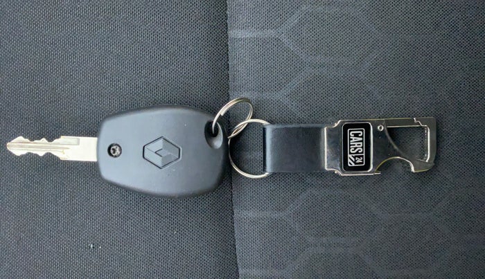 2014 Renault Duster RXL 110 PS ADVENTURE, Diesel, Manual, 1,02,460 km, Key Close-up