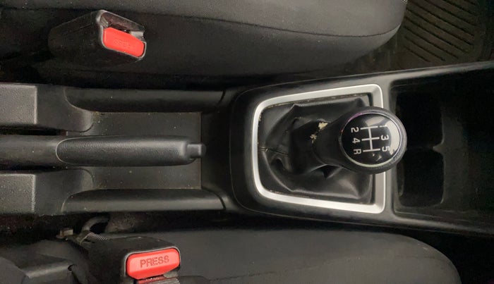 2018 Maruti Swift LXI, Petrol, Manual, 66,420 km, Gear Lever