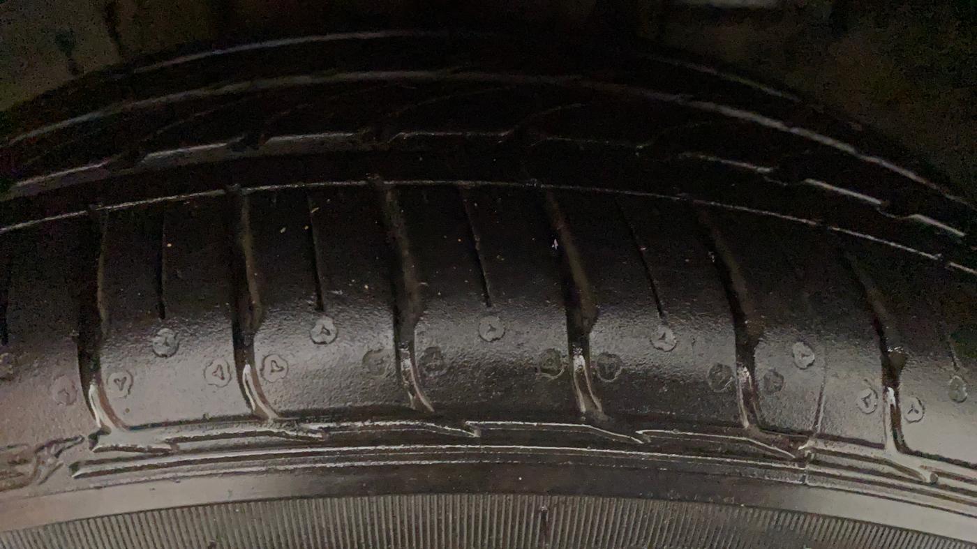 2021 Tata Tiago XZA PLUS PETROL, Petrol, Automatic, 6,835 km, Right Front Tyre Tread