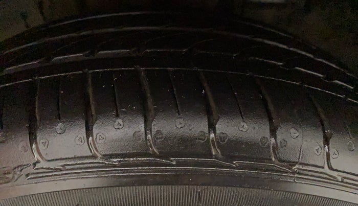 2021 Tata Tiago XZA PLUS PETROL, Petrol, Automatic, 6,835 km, Right Front Tyre Tread