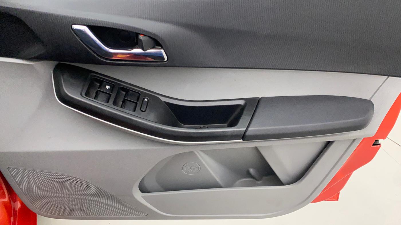 2021 Tata Tiago XZA PLUS PETROL, Petrol, Automatic, 6,835 km, Driver Side Door Panels Control